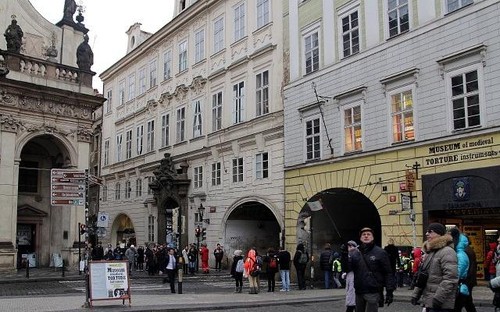 Colloredo-Mansfeldský palác.jpg